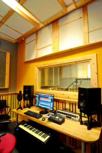 הקמת אולפן הקלטות