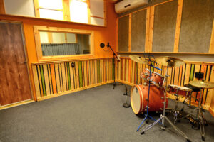 הקמת אולפן הקלטות