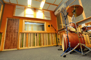 הקמת אולפן הקלטות